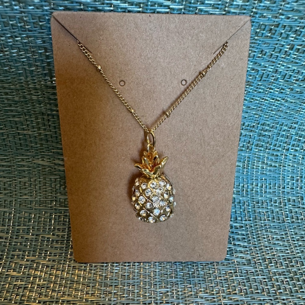 Gold Pineapple Rhinestone Pendant Necklace